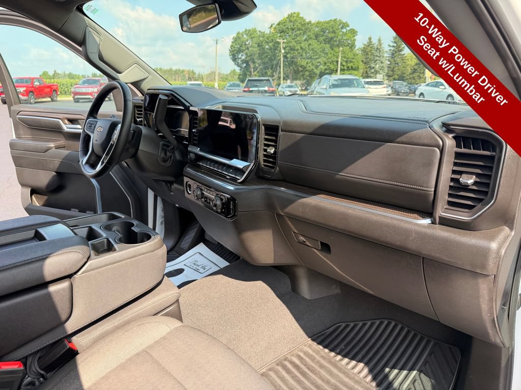 Used 2024 Chevrolet Silverado 1500 LT AWD/4WD image 36