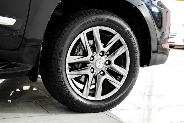 Used 2014 Lexus LX 570 4WD image 71