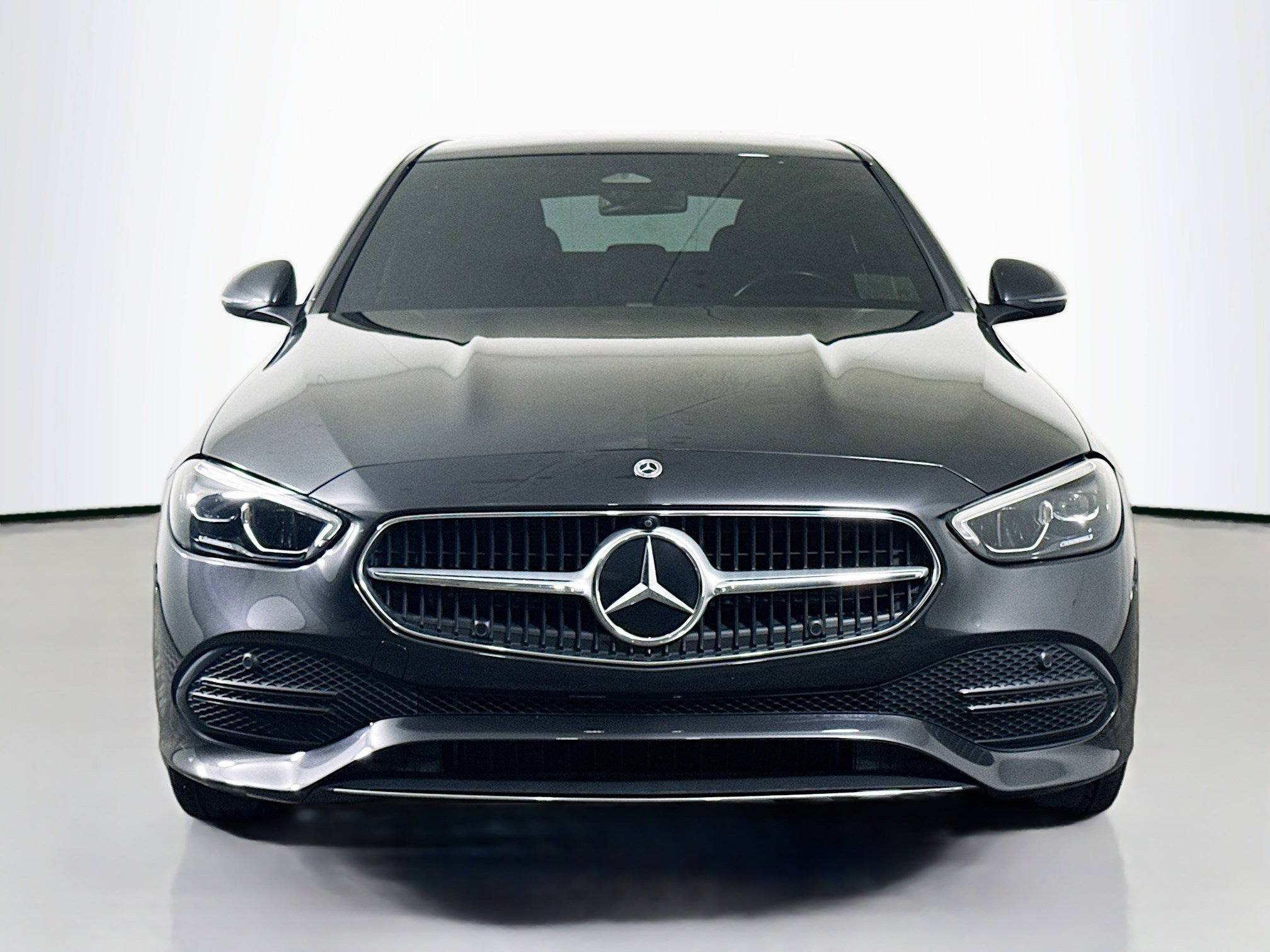 Used 2022 Mercedes-Benz C 300 4MATIC Sedan image 2
