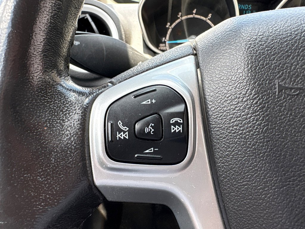 Used 2014 Ford Fiesta SE FWD image 14