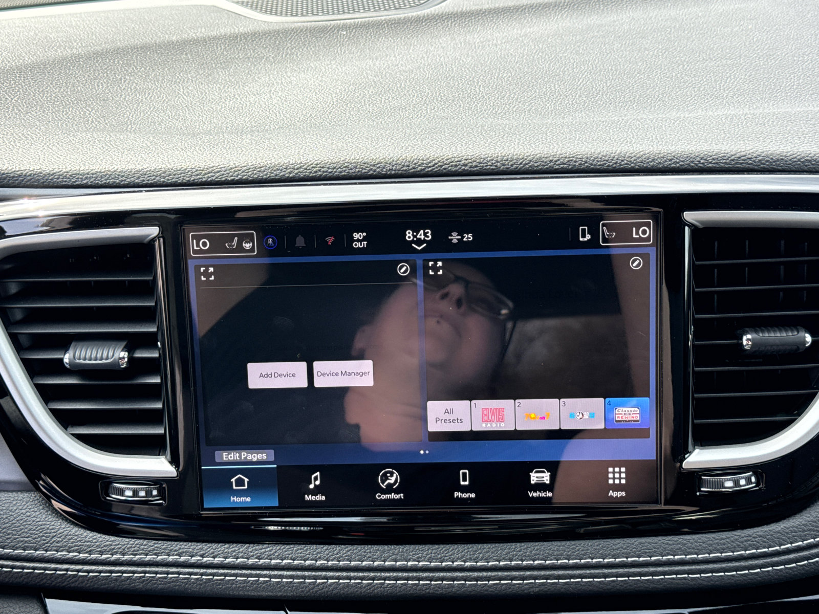 New 2026 Chrysler Pacifica Select FWD image 12