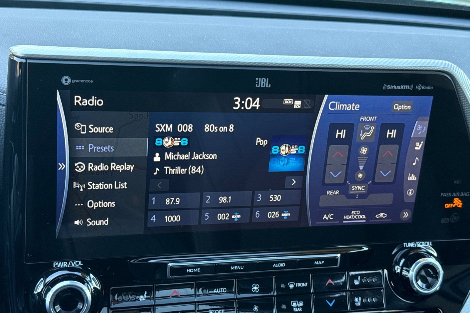 Certified 2022 Toyota Highlander Platinum image 22