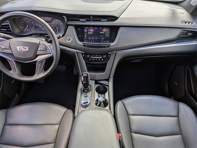 Certified 2025 Cadillac XT5 Premium Luxury image 16