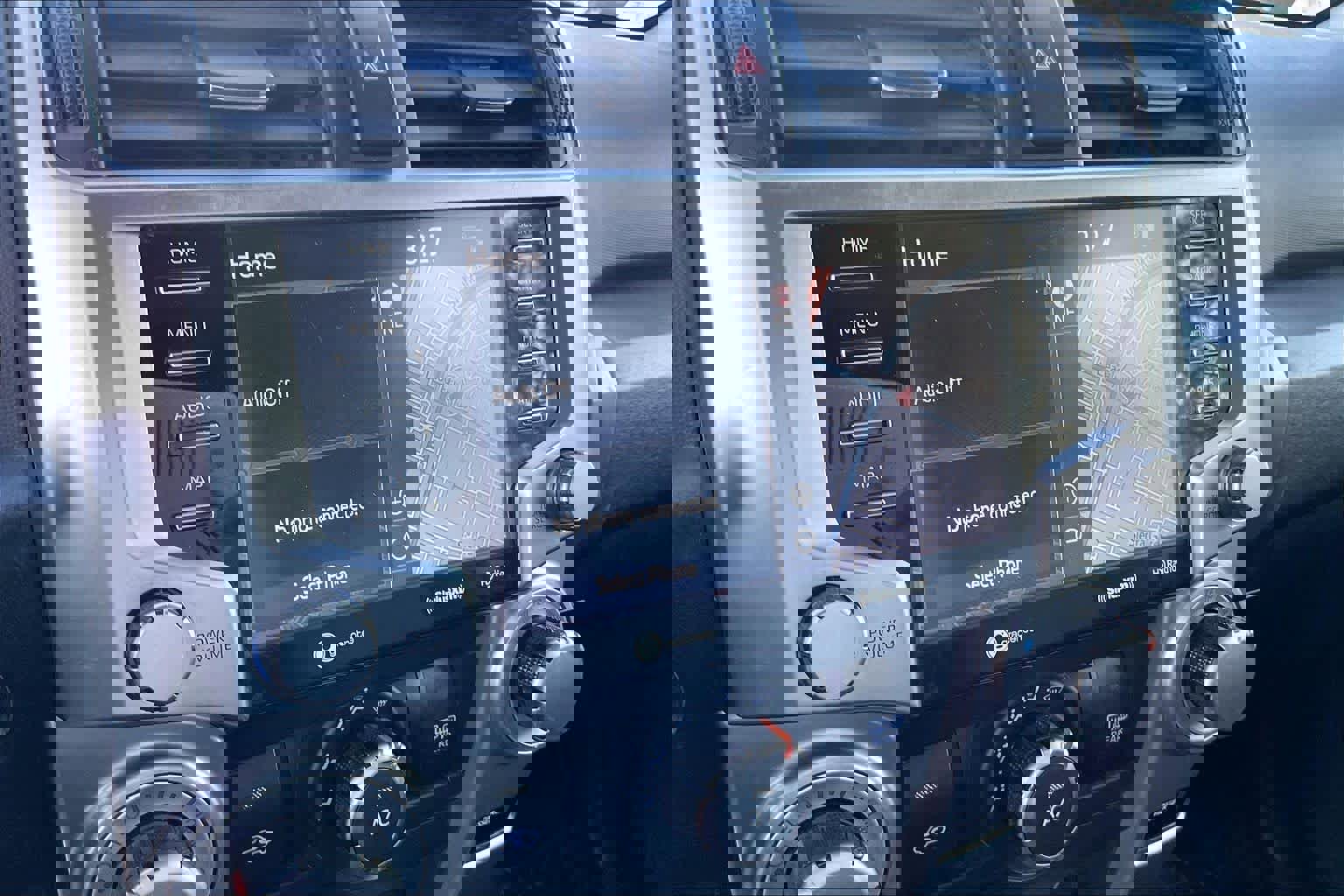 Used 2020 Toyota 4Runner SR5 Premium image 23