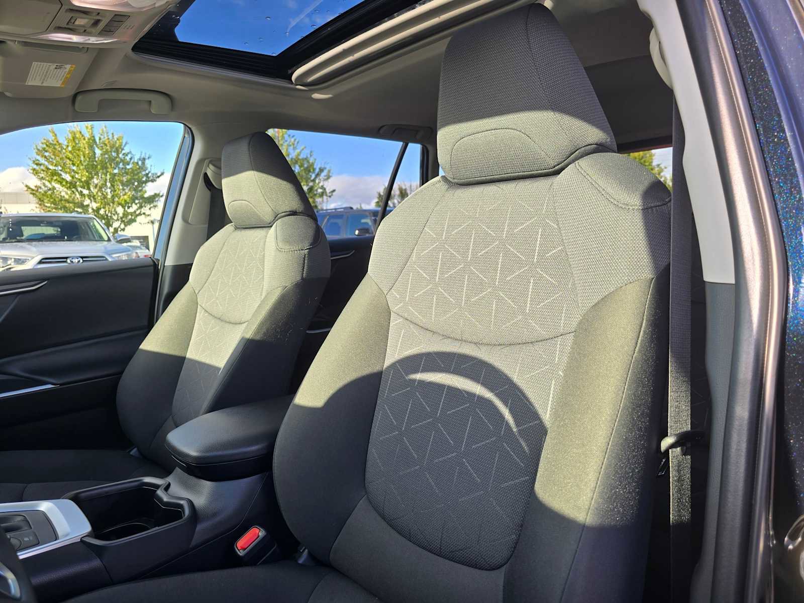 Certified 2025 Toyota RAV4 XLE image 24