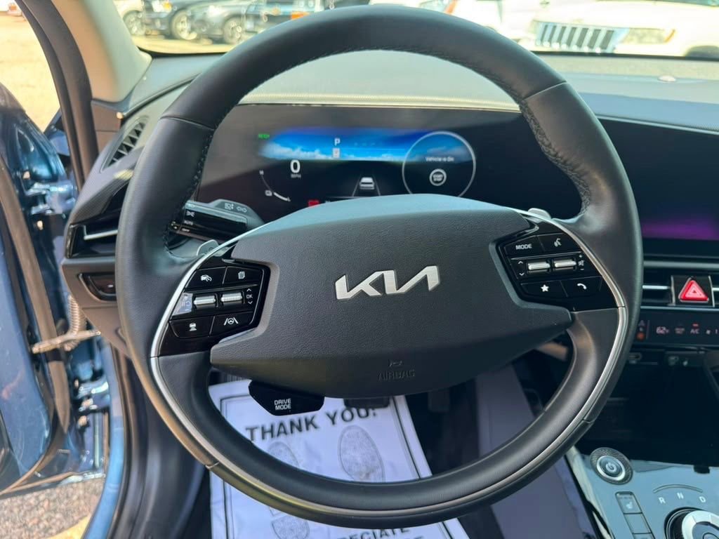 Used 2023 Kia Niro Wind w/ Wind Preserve Package FWD image 25