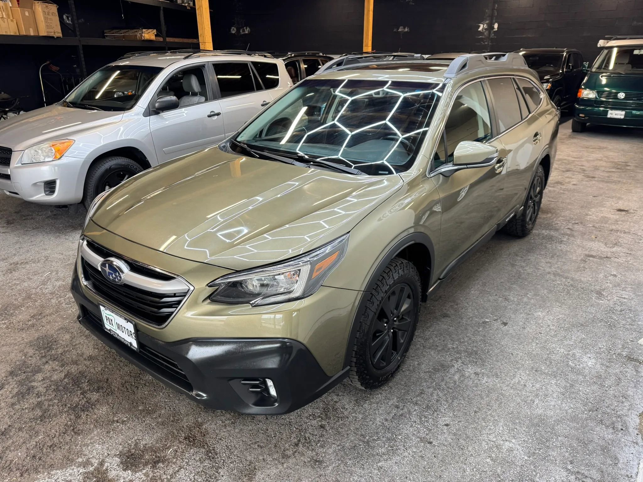 Used 2022 Subaru Outback Premium image 4
