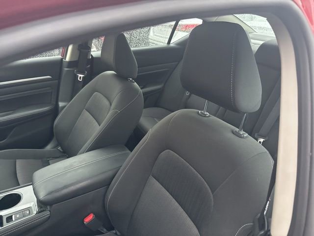 Used 2023 Nissan Altima 2.5 SV w/ SV Premium Package image 10