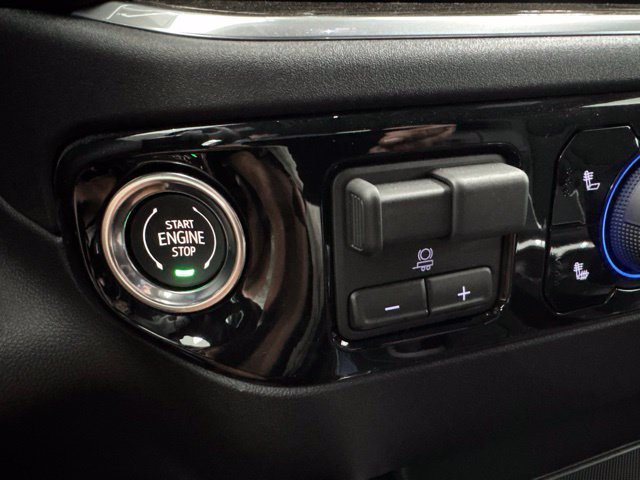 New 2026 Chevrolet Silverado 1500 LT w/ Z71 Off-Road Package AWD/4WD image 15