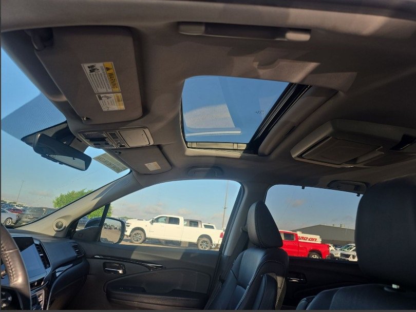 Used 2022 Honda Pilot Touring image 32
