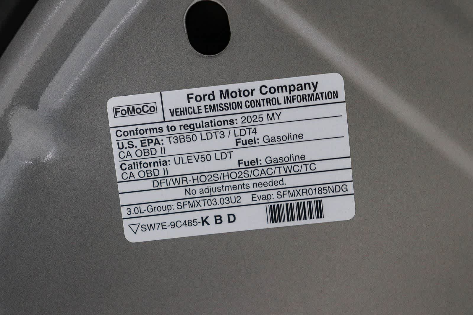 Used 2025 Ford Explorer ST RWD image 29