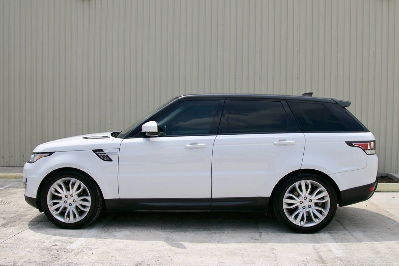 Used 2017 Land Rover Range Rover Sport HSE AWD/4WD image 3
