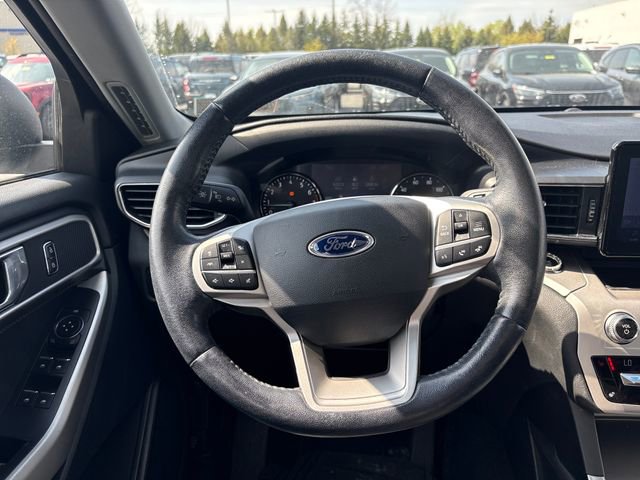 Used 2021 Ford Explorer XLT w/ Equipment Group 202A AWD/4WD image 15