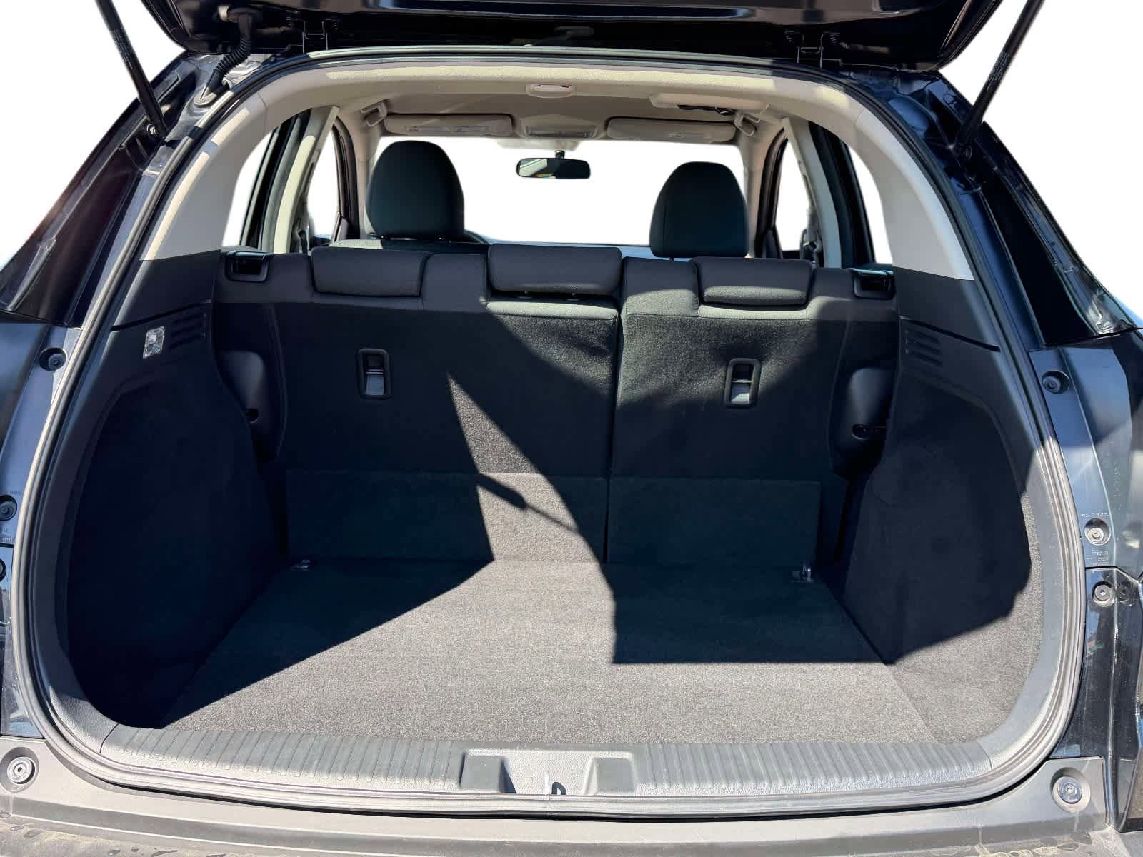 Used 2021 Honda HR-V LX image 9