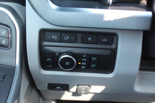 Used 2024 Ford F250 Limited AWD/4WD image 30