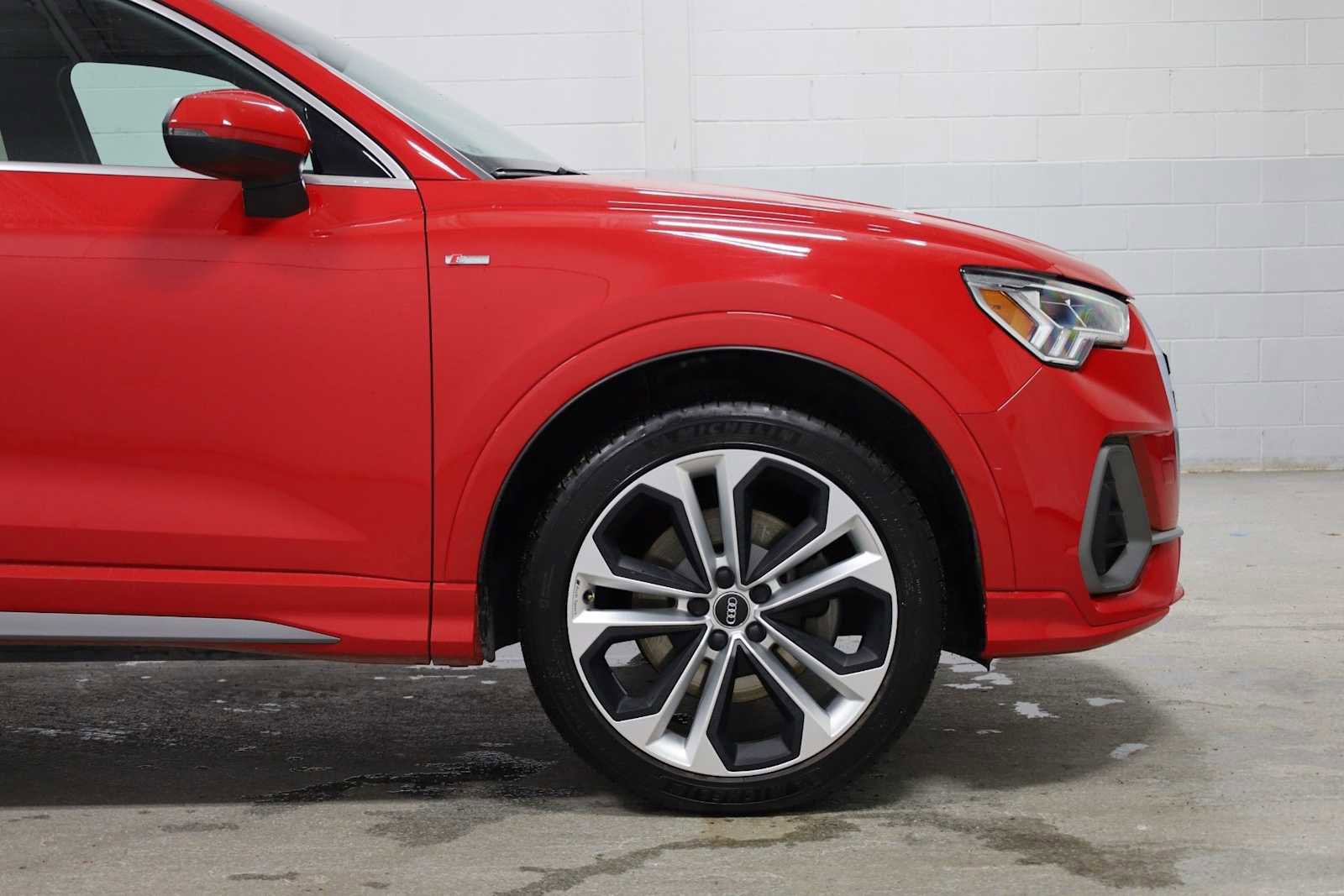 Used 2020 Audi Q3 2.0T Premium Plus w/ Premium Plus Package image 11