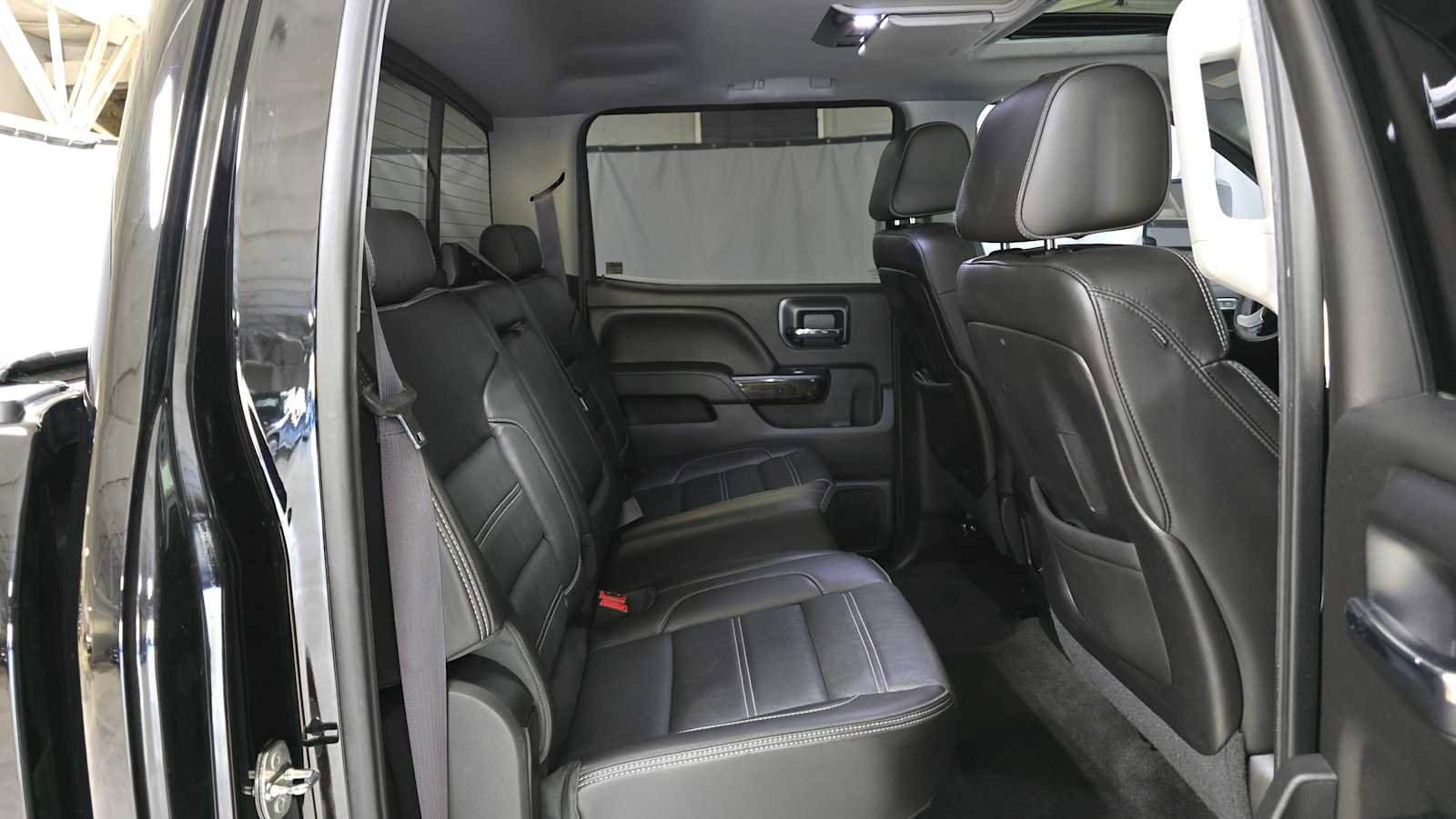 Used 2015 GMC Sierra 3500 Denali w/ Duramax Plus Package image 12