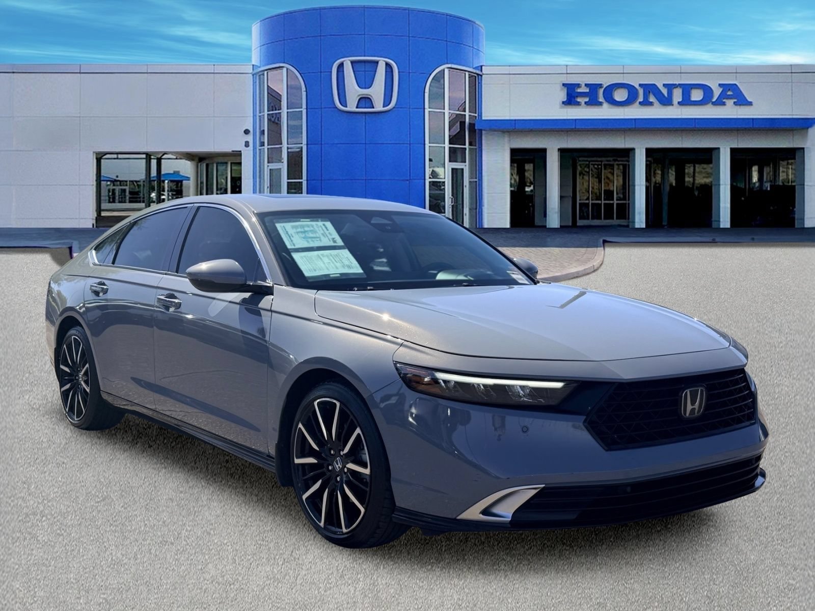 Used 2023 Honda Accord Touring image 9