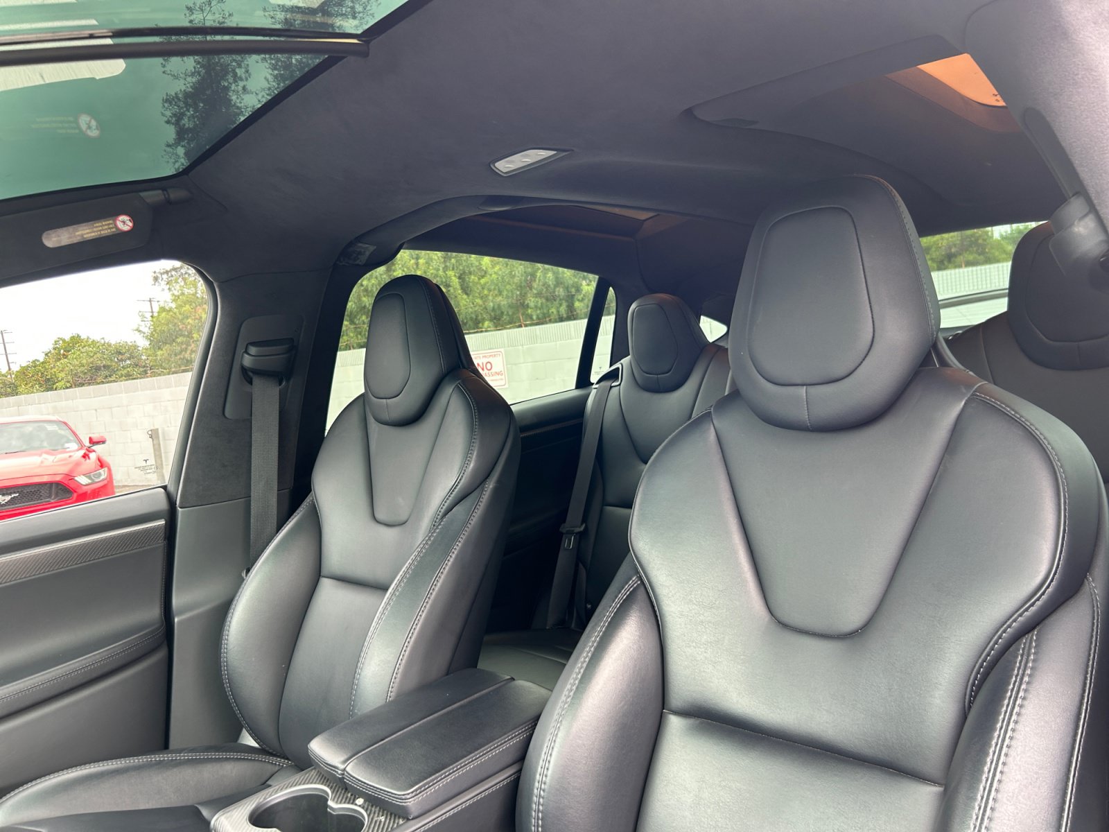 Used 2018 Tesla Model X 75D AWD/4WD image 17