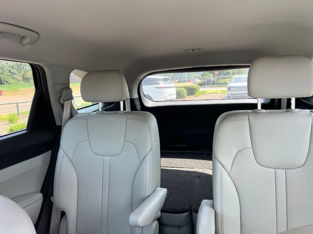 Used 2022 Kia Sorento S FWD image 7