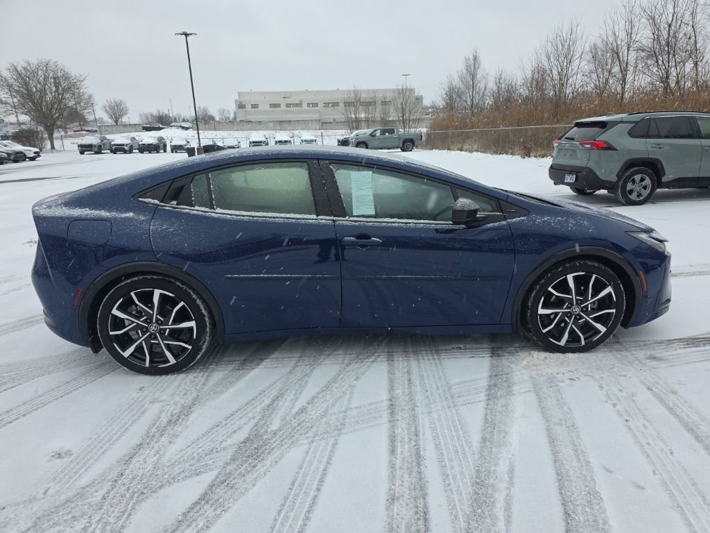 Used 2024 Toyota Prius Prime Premium image 8