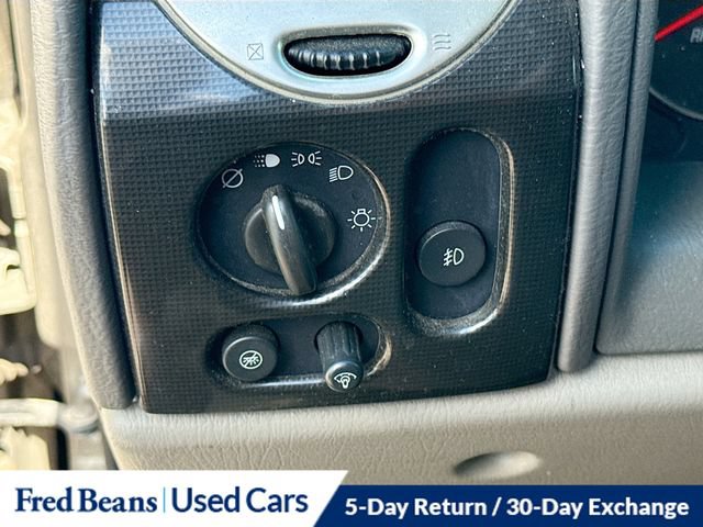 Used 2003 GMC Envoy XL SLE w/ 1SB Preferred Equipment Group AWD/4WD image 13