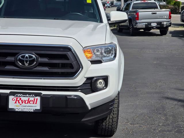 Used 2023 Toyota Tacoma SR5 w/ SR5 Appearance Package RWD image 3