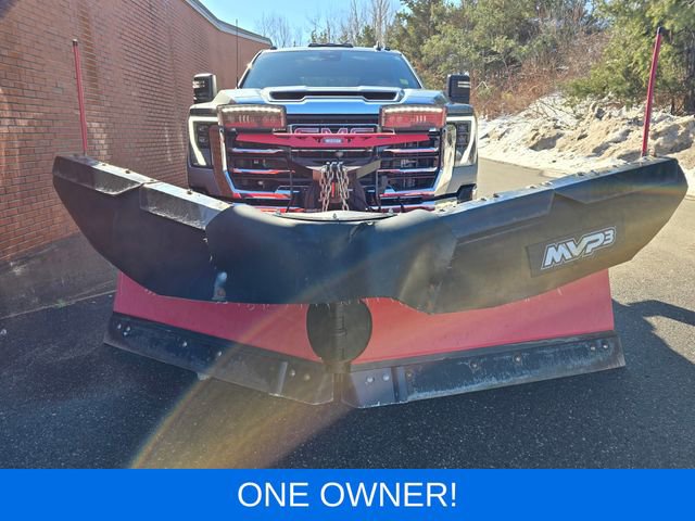 Used 2025 GMC Sierra 2500 SLE w/ SLE Value Package; image 3