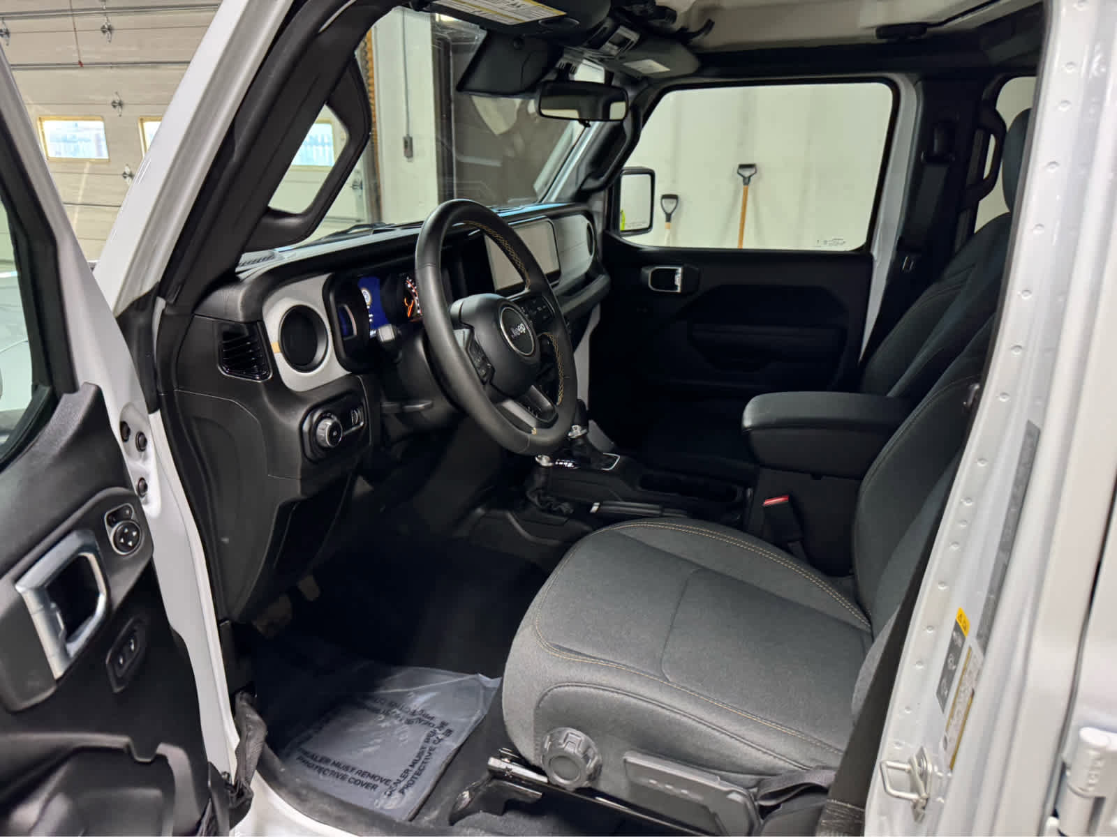 Used 2024 Jeep Wrangler Sport S image 15