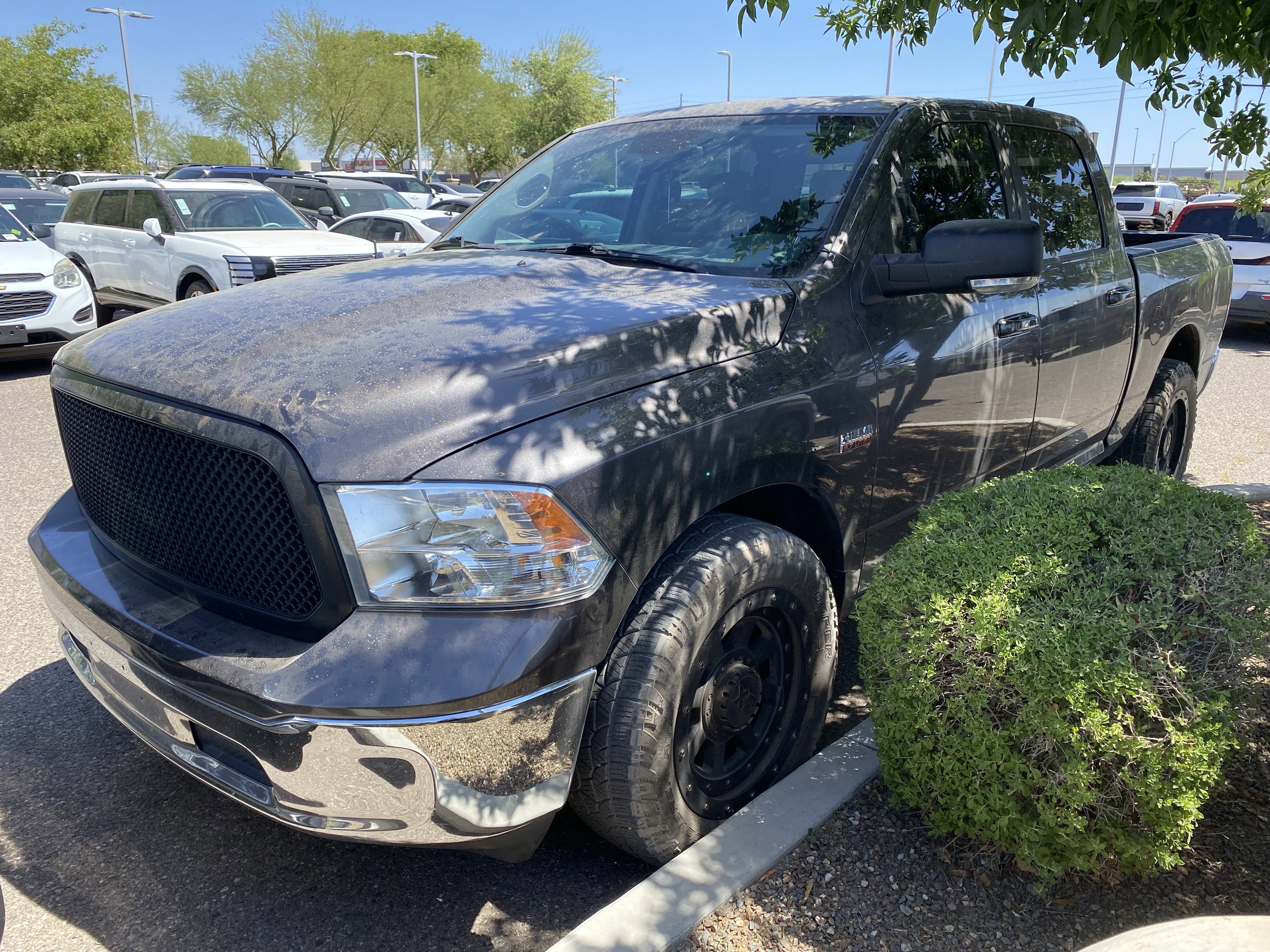 Used 2019 RAM 1500 Classic SLT w/ Luxury Group RWD image 5
