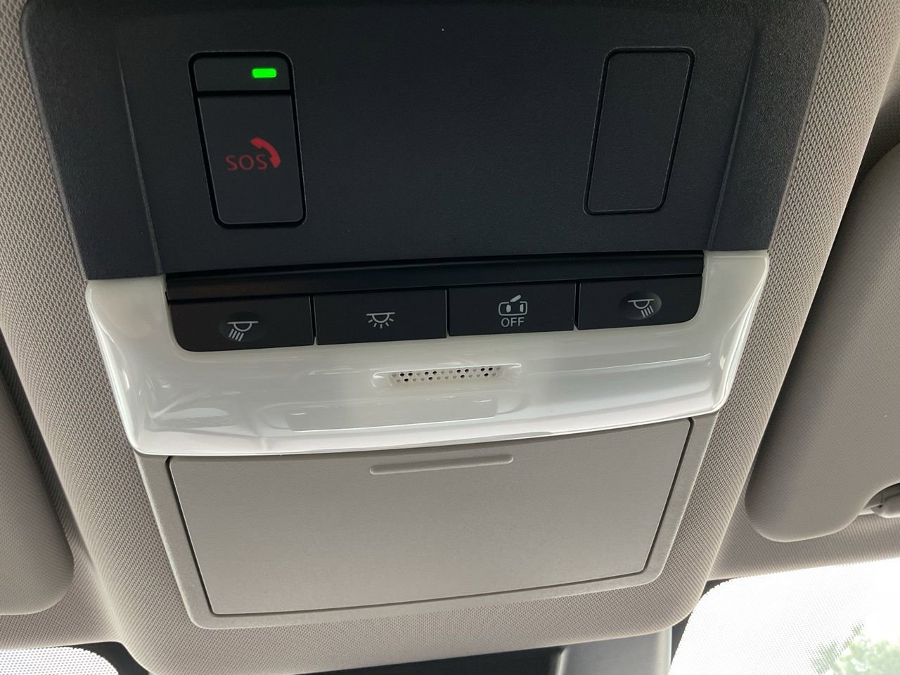 Used 2023 Nissan Rogue SV image 28