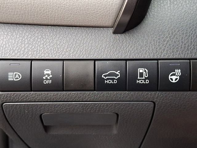 Certified 2022 Toyota Camry XSE FWD image 27