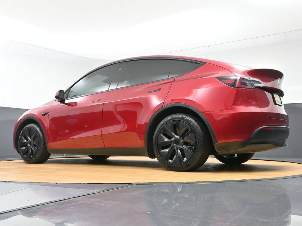 Used 2024 Tesla Model Y Long Range RWD image 54