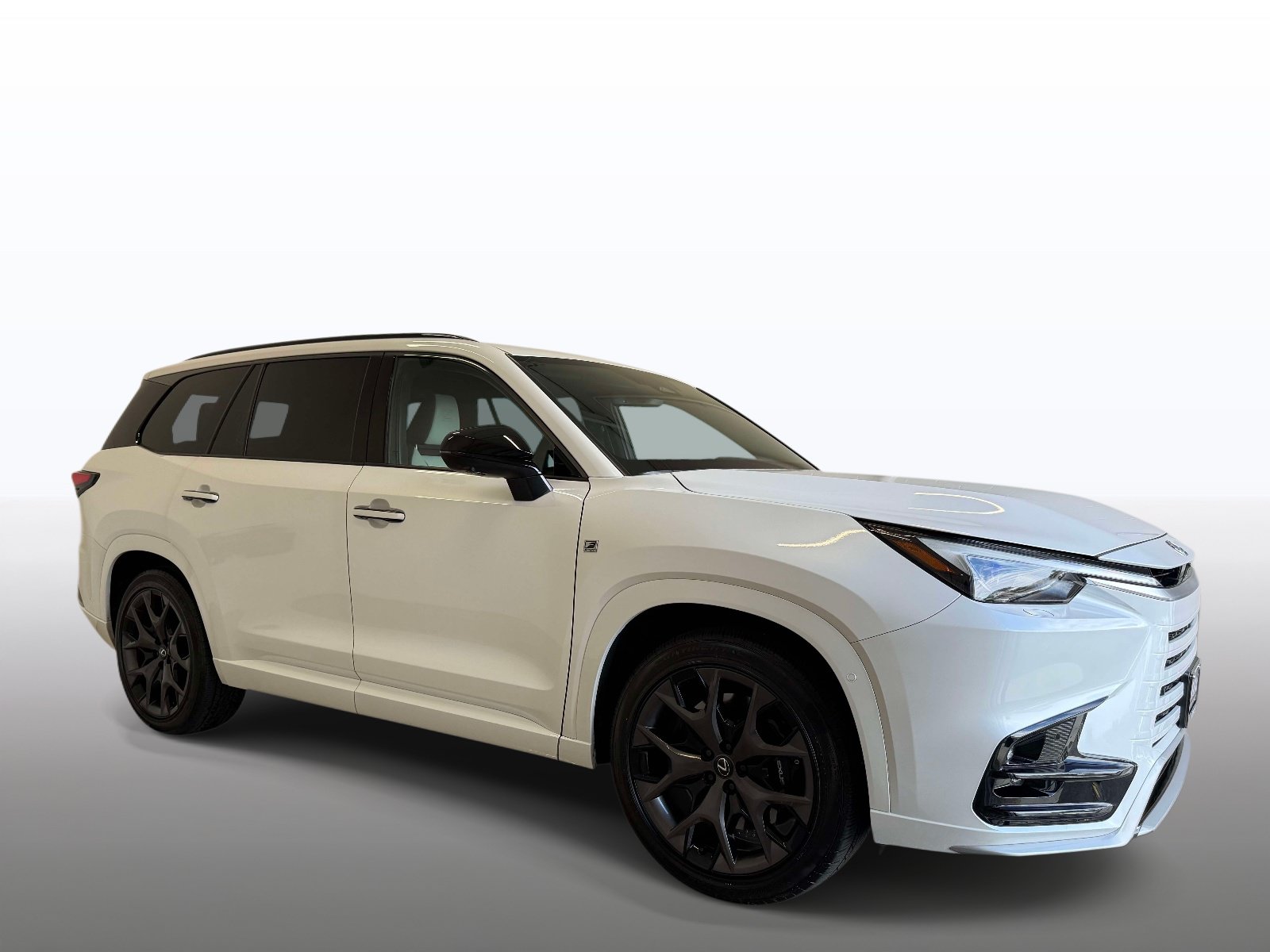 Certified 2025 Lexus TX 500h AWD w/ Technology Package image 9
