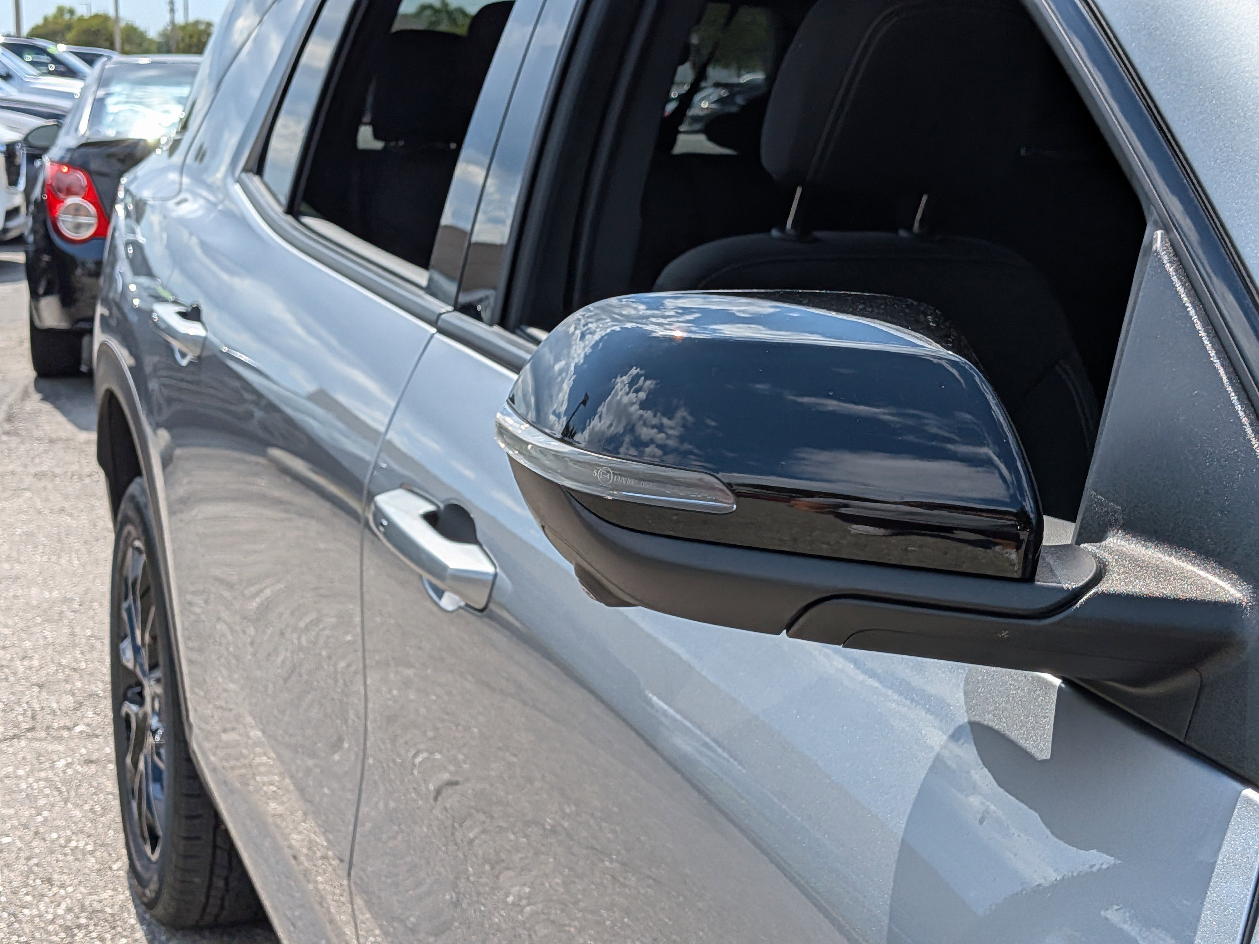 Used 2024 Chevrolet Traverse LS w/ Midnight/Sport Edition FWD image 11