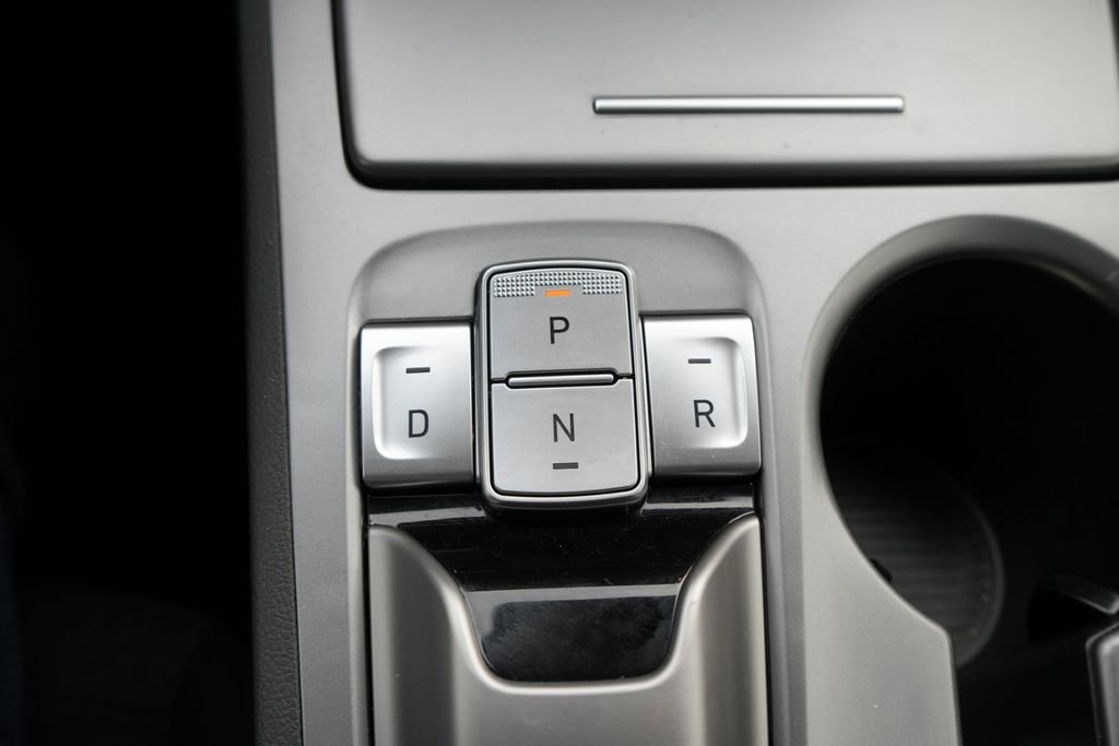 Certified 2023 Hyundai Kona SE w/ Cargo Package image 28