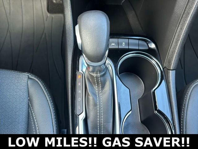 Used 2021 Buick Encore GX Select w/ Sport Touring Package FWD image 24