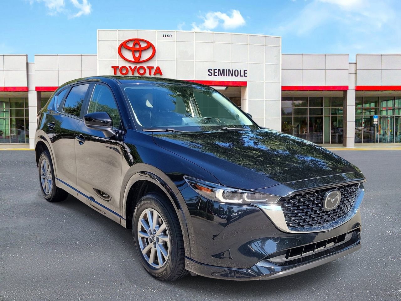 Used 2025 MAZDA CX-5 AWD 2.5 S w/ Preferred Package image 2