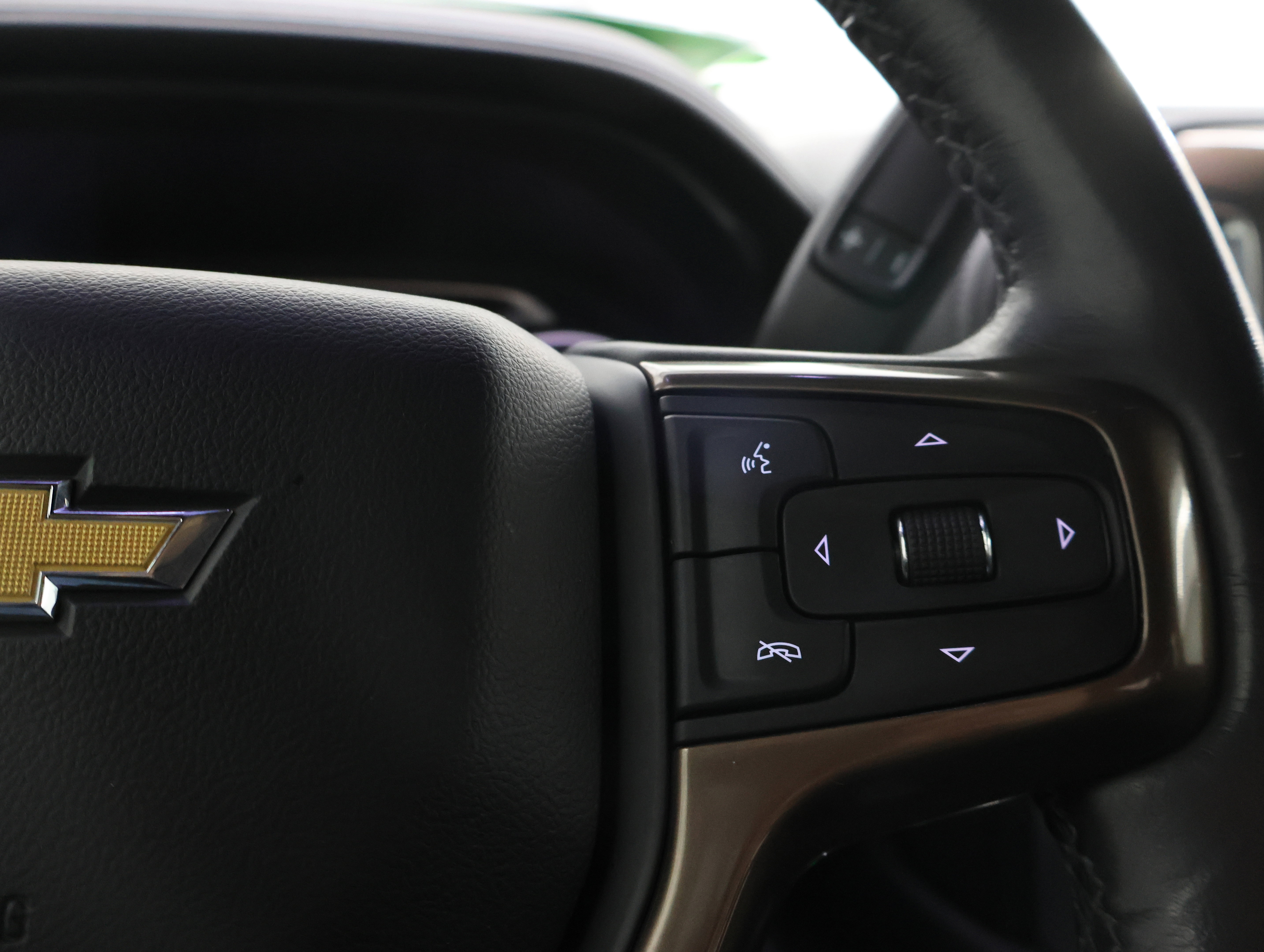 Used 2021 Chevrolet Silverado 2500 High Country w/ Z71 Off-Road Package image 14