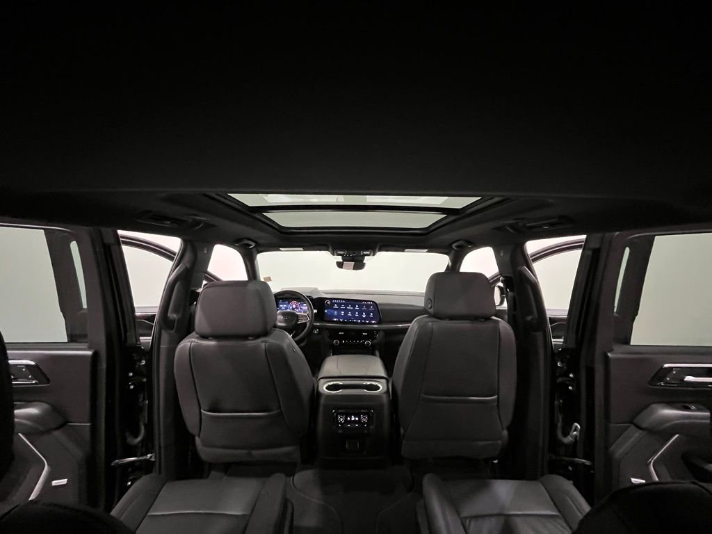 Certified 2025 Chevrolet Suburban Z71 w/ Z71 Off-Road Package image 27