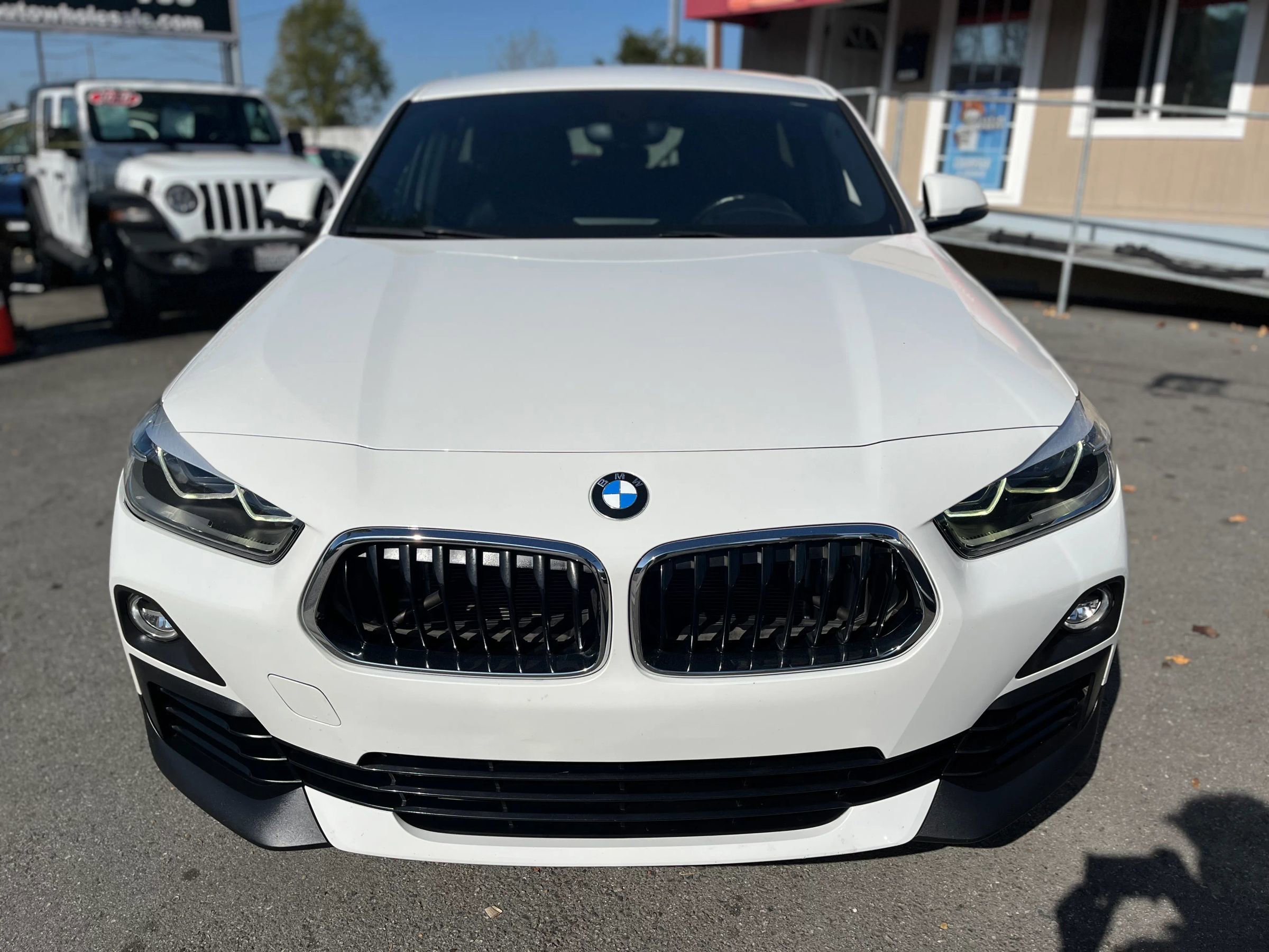 Used 2018 BMW X2 sDrive28i image 2