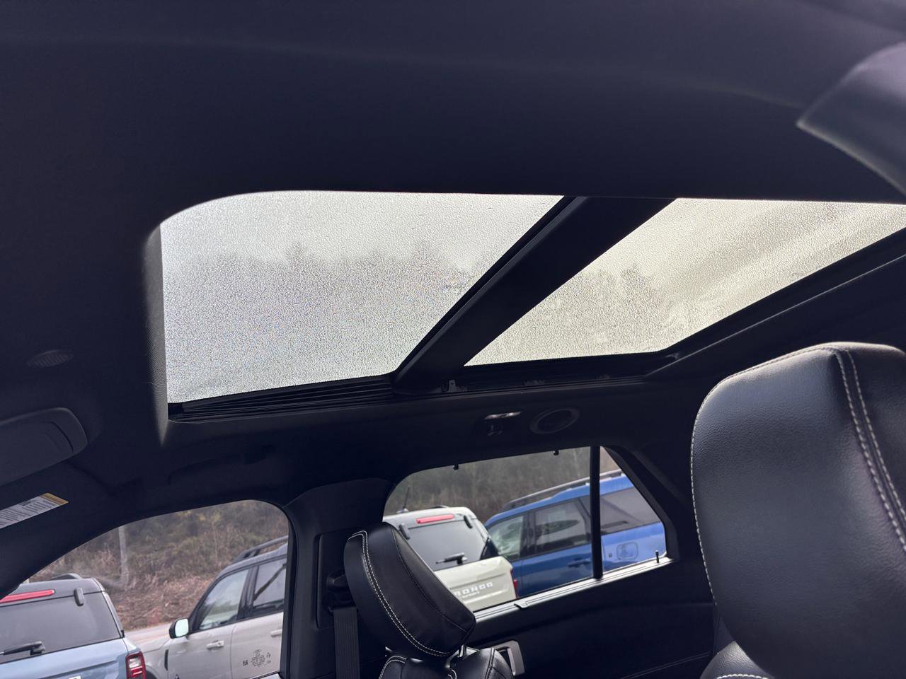 Used 2023 Ford Explorer ST w/ Equipment Group 401A AWD/4WD image 10