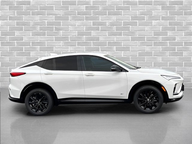 New 2026 Buick Envista Sport Touring image 8