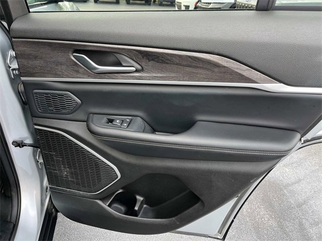 Used 2023 Jeep Grand Cherokee 4WD 4xe image 19