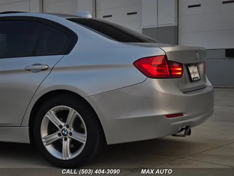 Used 2014 BMW 328i Sedan RWD image 32