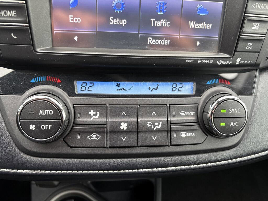 Used 2018 Toyota RAV4 XLE image 27