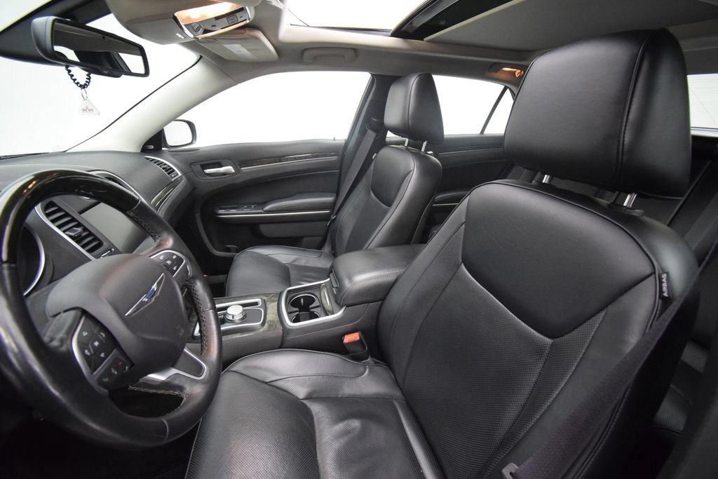 Used 2016 Chrysler 300 C AWD/4WD image 16