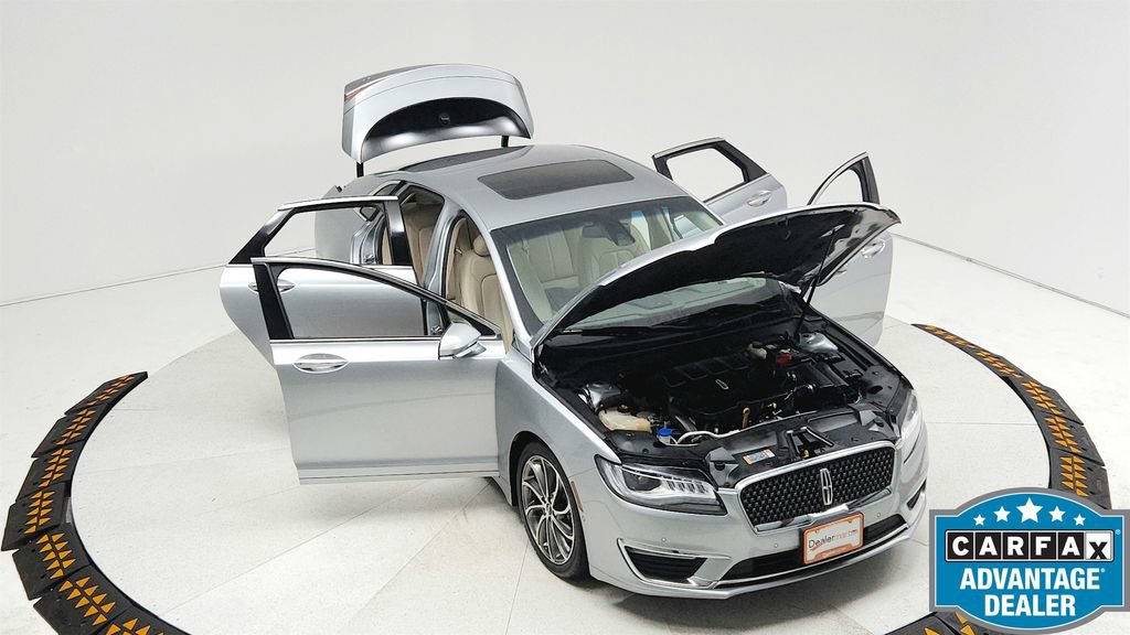 Used 2020 Lincoln MKZ Reserve FWD image 29