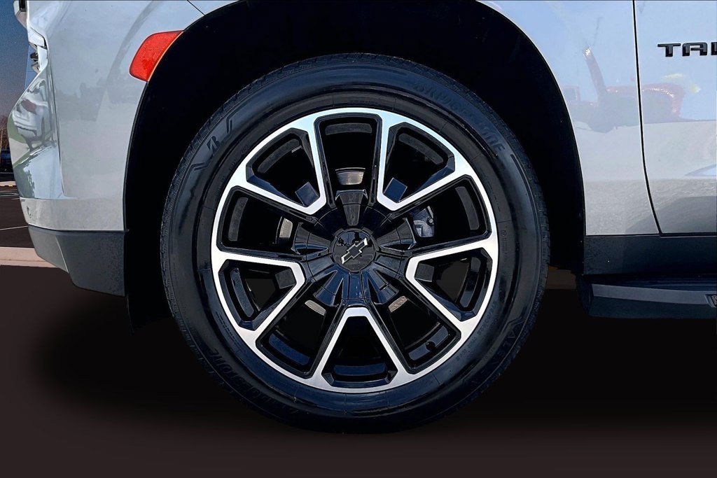 Used 2023 Chevrolet Tahoe RST AWD/4WD image 39