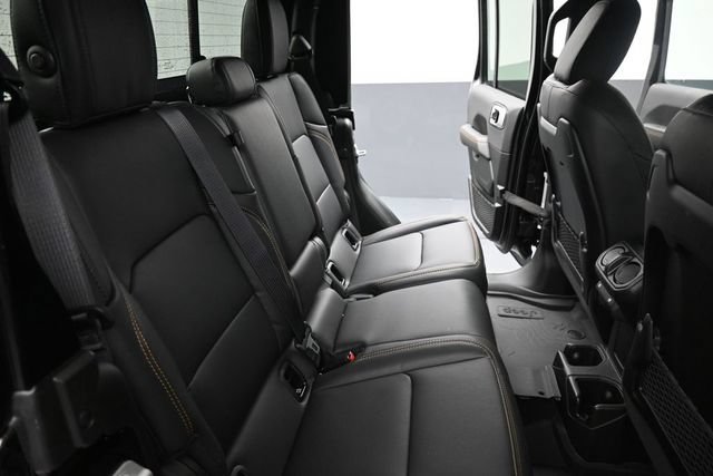 New 2026 Jeep Gladiator Sport AWD/4WD image 15